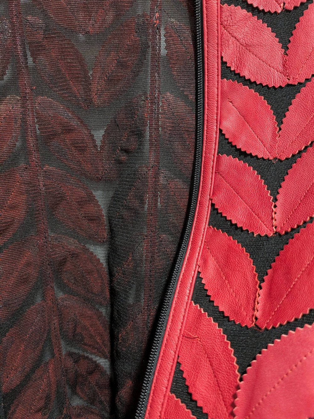 Red Leather Leaf-Pattern Zip Jacket - Picture 4 of 5